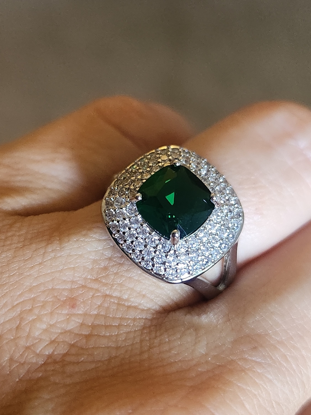 New 925 Silver Cushion Cut Emerald Diamond Adjustable Ring - Picture 2 of 13